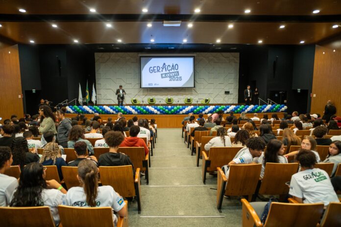 estudantes-da-rede-publica-intensificam-preparacao-para-o-enem-com-o-projeto-geracao-enem