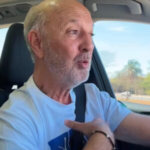 considerado-persona-non-grata-,-arruda-e-colocado-para-fora-de-templo-da-adeb