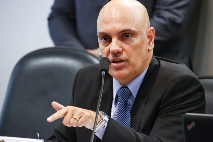 “liberdade-de-expressao-nao-e-de-agressao”,-diz-moraes-sobre-fake-news