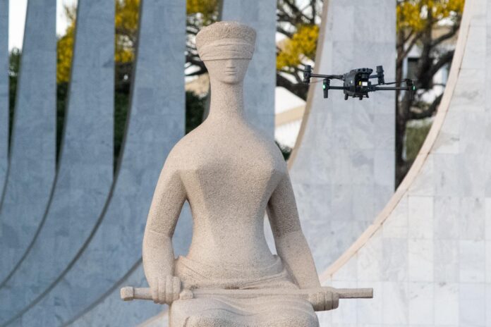 camara-aprova-reajuste-de-24%-para-servidores-do-judiciario