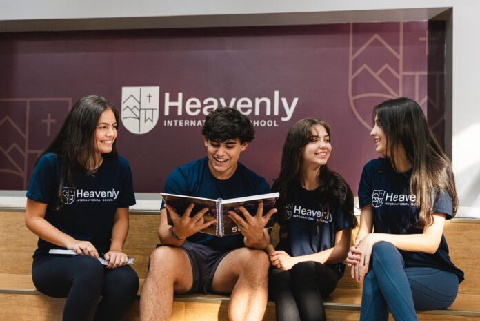 oportunidade:-heavenly-career-day-conecta-estudantes-a-universidades-e-profissionais-de-destaque