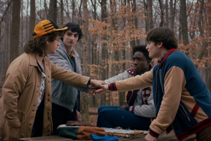 stranger-things-5:-criadores-indicam-4-episodios-para-ver-antes-da-estreia