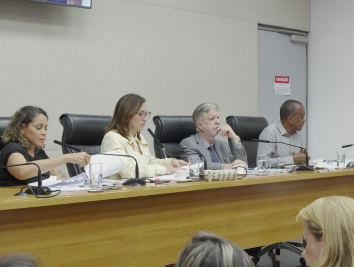 igesdf-apresenta-avancos,-investimentos-e-transparencia-em-audiencia-publica-na-cldf