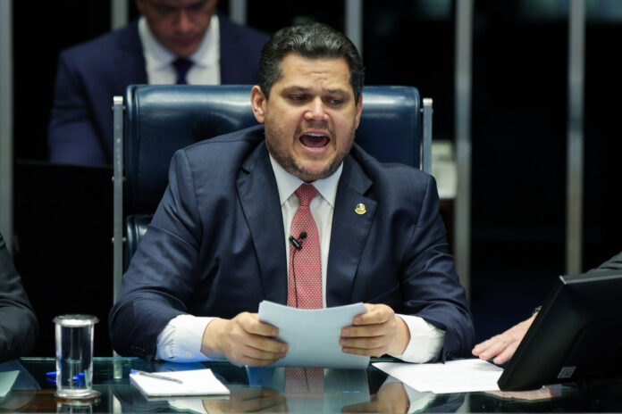 alcolumbre-diz-que-votara-dosimetria-no-senado-este-ano