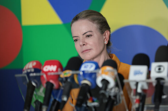 recuo-de-sancoes-contra-moraes-e-“grande-vitoria”-de-lula,-diz-gleisi