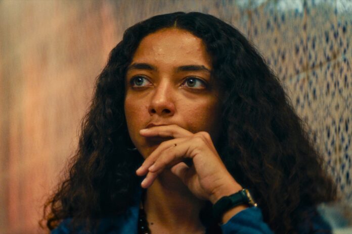 diretor-de-pantera-negra-manda-recado-para-atriz-de-o-agente-secreto