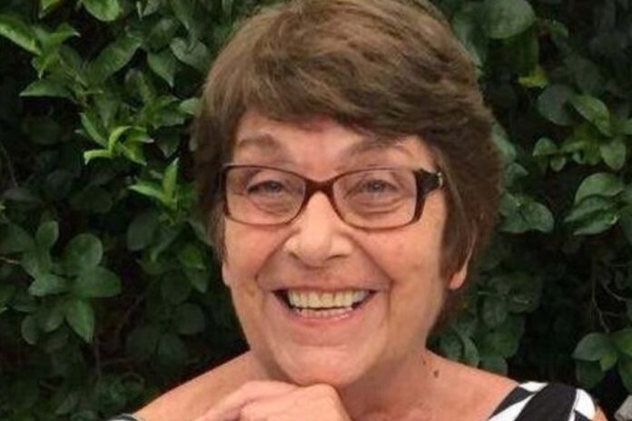 morre-glenda-meyer,-poeta-e-professora-carioca,-aos-79-anos