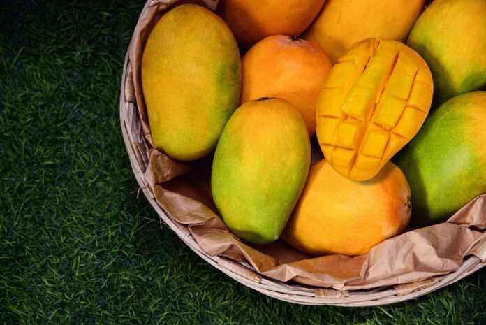 nutris-explicam-se-comer-manga-e-seguro-para-pessoas-com-diabetes