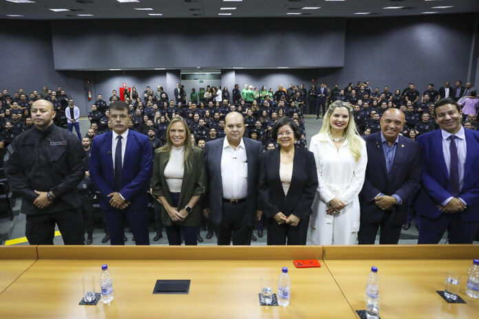 ibaneis-rocha-acompanha-formacao-de-179-novos-policiais-penais