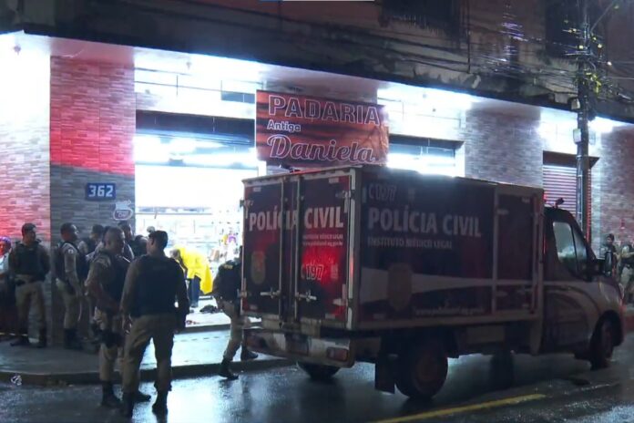 adolescente-atira-e-mata-ex-namorada-de-16-anos-e-mulher-em-padaria