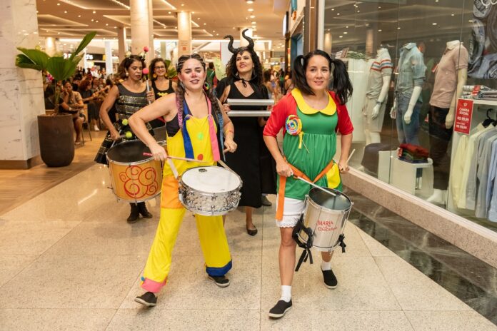 cortejo-de-carnaval-anima-tgs-com-samba,-percussao-e-tradicao-brasiliense