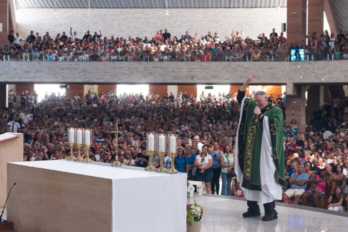 padre-marcelo-rossi-volta-a-cancao-nova-para-o-rebanhao