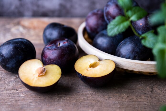 ameixa-seca-solta-o-intestino?-nutricionista-da-dicas-de-consumo