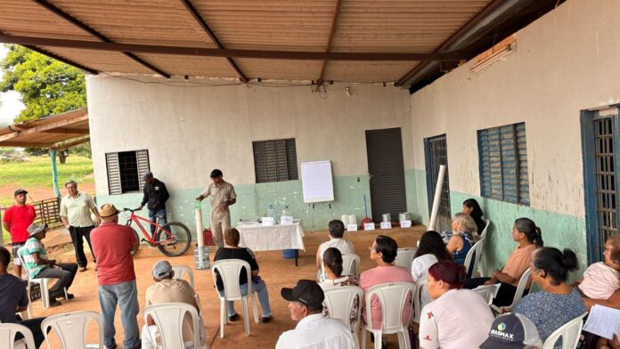 oficina-da-emater-df-ensina-produtores-a-construir-equipamentos-alternativos-para-iniciar-avicultura-caipira