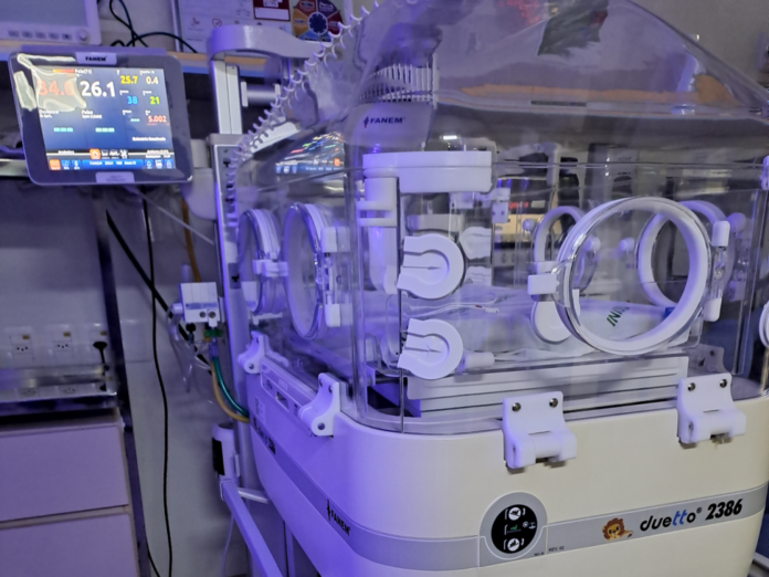 novo-edital-preve-compra-de-45-incubadoras-neonatais-para-o-hospital-de-santa-maria