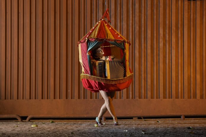 festival-arranha-ceu-apresenta-espetaculos-circenses-solos-no-espaco-renato-russo