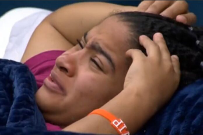 bbb26:-milena-cai-no-choro-apos-visita-a-medica-do-programa