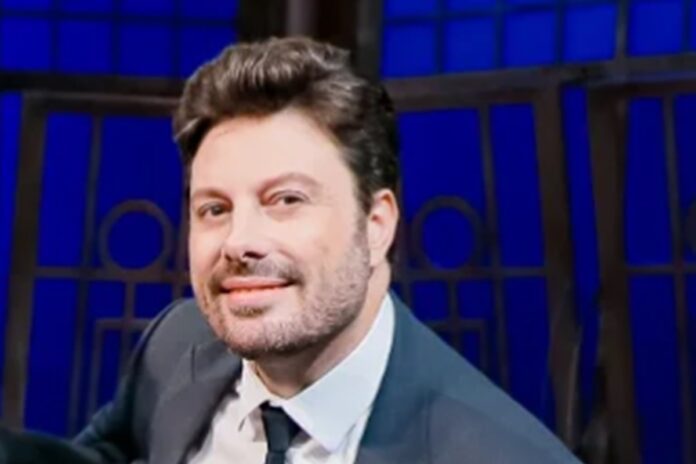 sbt-cancela-gravacoes-do-the-noite-apos-impasse-com-danilo-gentili