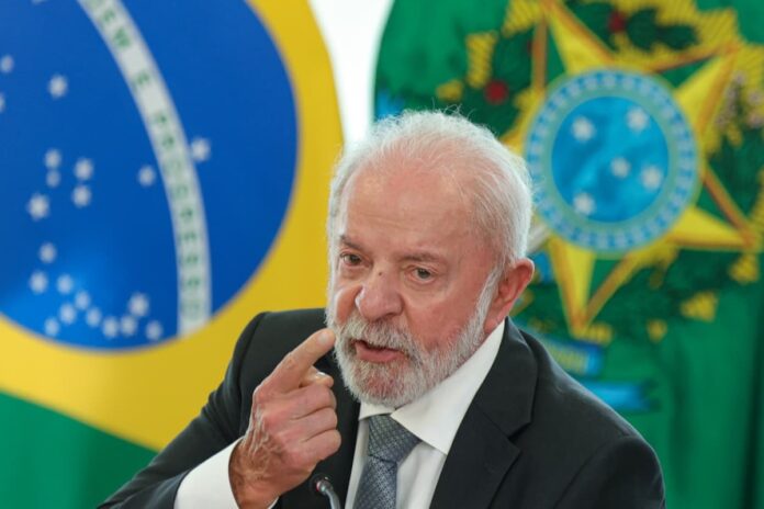 lula-passa-por-check-up-em-hospital-de-sp-neste-domingo-(8/3)