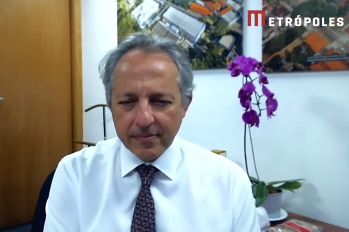 “vamos-demorar-anos-para-vacinar-todos-contra-a-dengue”,-diz-diretor-do-butantan.-veja-video