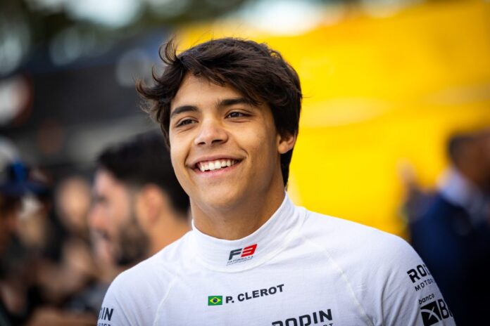 com-reviravolta-surpreendente,-brasiliense-pedro-clerot-pontua-na-estreia-da-formula-3,-na-australia