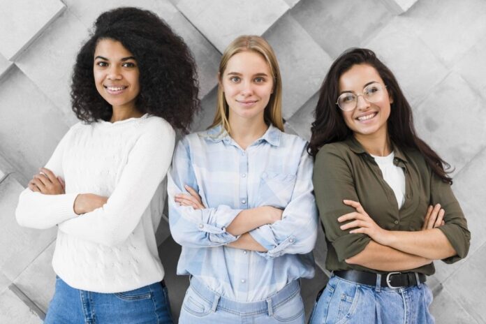 desempenho-feminino-no-enem-impulsiona-presenca-de-mulheres-em-cursos-mais-concorridos