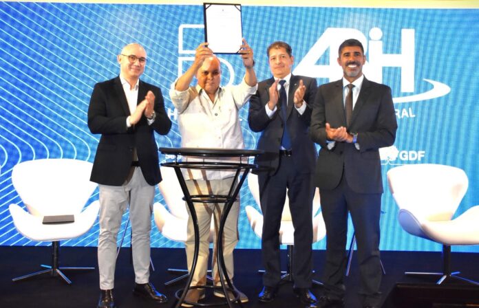 roosevelt-vilela-acompanha-assinatura-de-portaria-que-fortalece-seguranca-no-setor-hoteleiro