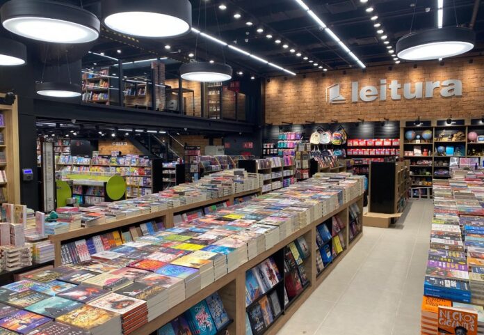 marco-literario:-livraria-leitura-e-grupo-editorial-record-celebram-o-mes-do-consumidor-com-ofertas-especiais