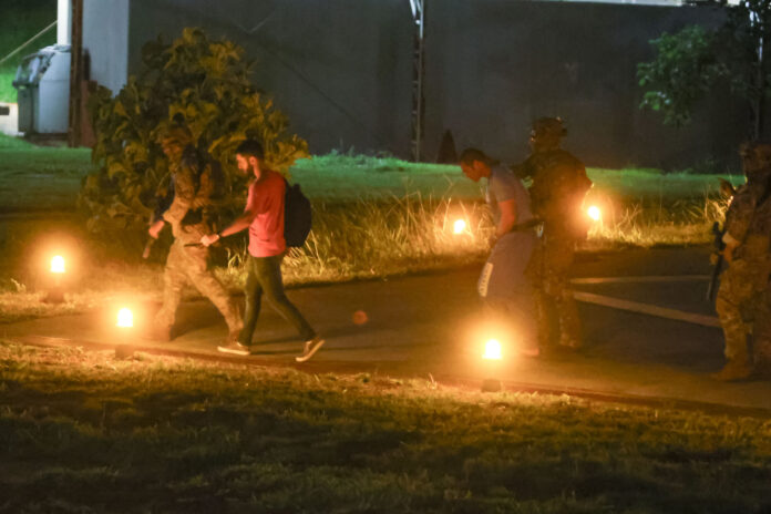 movimentacao-na-penitenciaria-federal-aumenta-para-transferencia-de-vorcaro.-video