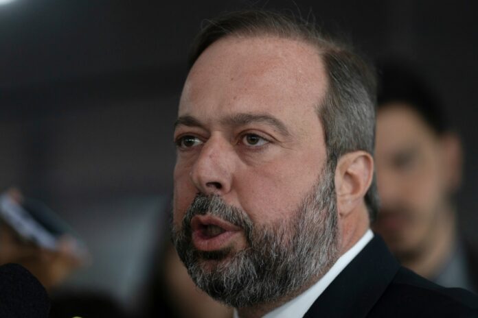 silveira-diz-que-53-distribuidoras-de-combustiveis-foram-multadas-por-“preco-abusivo”