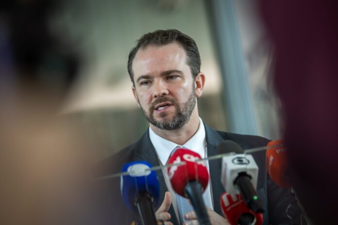 rejeicao-de-estados-a-corte-de-icms-do-diesel-seria-“falta-de-compromisso”,-diz-durigan