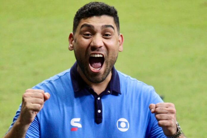 narrador-da-globo-expoe-ataques-e-decide-processar-torcedores-do-bahia