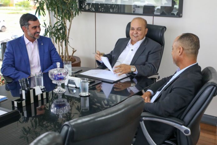 ibaneis-regulamenta-condominios-fechados-e-garante-seguranca-juridica-no-df