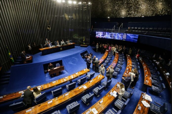 senado-aprova-inclusao-de-violencia-contra-filhos-na-lei-maria-da-penha