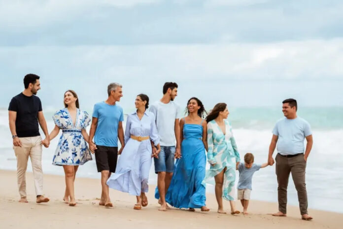 mae-com-cancer-terminal-registra-ultimos-momentos-com-filhos-em-praia