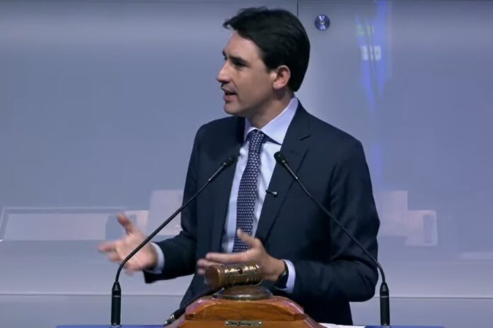 empresa-da-espanha-vence-leilao-do-galeao-com-lance-de-r$-2,9-bilhoes