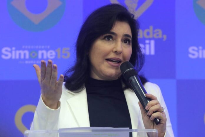 todos-tem-que-contribuir-para-evitar-alta-dos-combustiveis,-diz-tebet