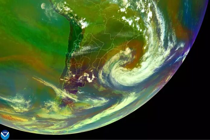 ciclone-extratropical-afetara-o-brasil-nas-proximas-horas.-veja-locais