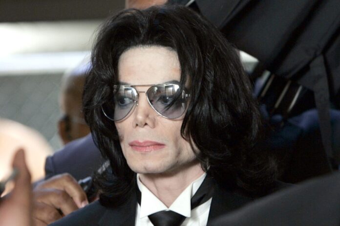 filme-sobre-michael-jackson-falara-das-denuncias-de-abuso-infantil?