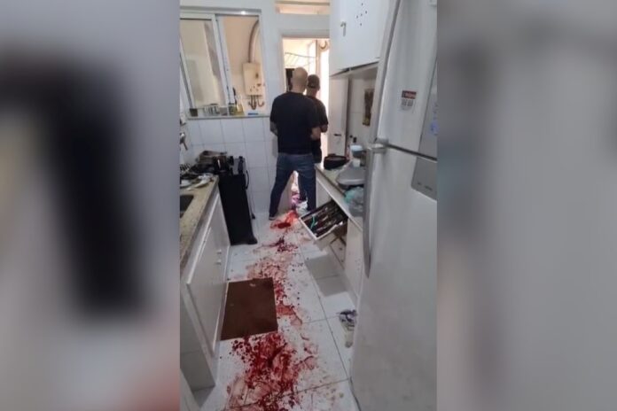 homem-esfaqueia-sobrinho-autista-e-faz-mae-e-irma-refens-em-copacabana