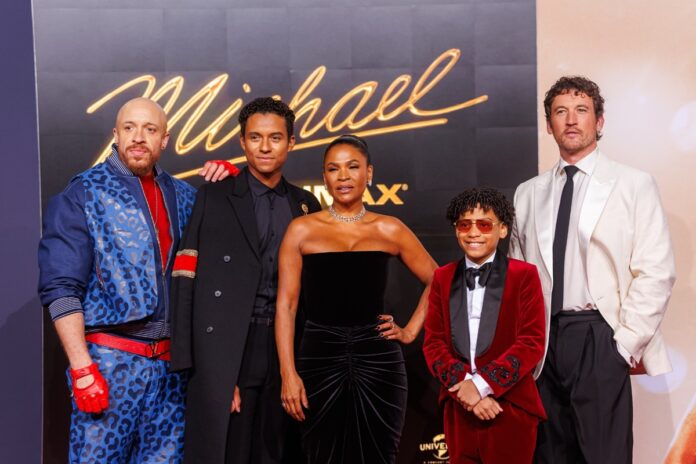 familia-de-michael-jackson-aparece-reunida-em-clique-raro;-veja-fotos