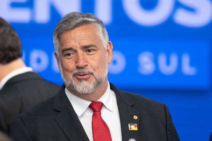 ex-ministro-paulo-pimenta-assumira-a-lideranca-do-governo-na-camara