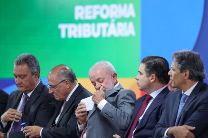 motta-nega-desgaste-com-planalto-por-divergencia-sobre-pec-e-pl-da-6×1