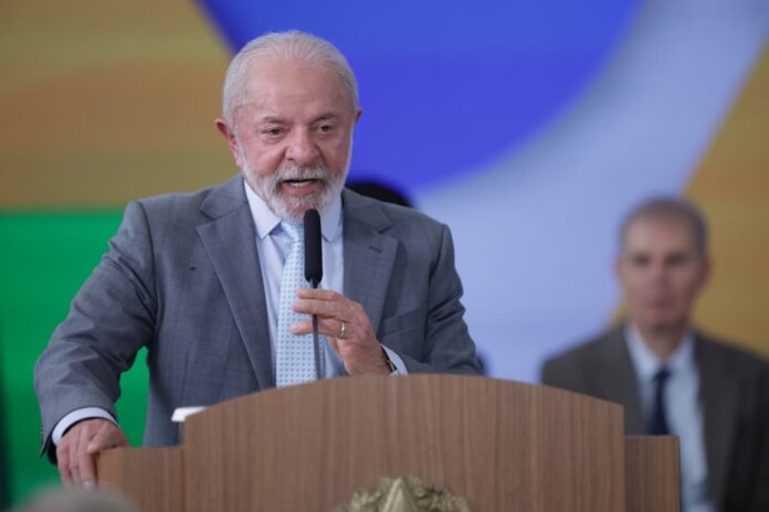 lula-lamenta-morte-de-oscar-schmidt:-“idolo-brasileiro”