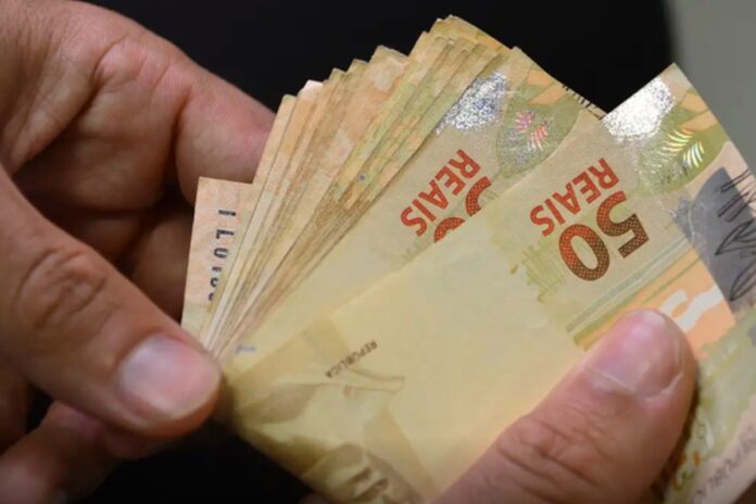 datafolha:-67%-dos-brasileiros-afirmam-ter-dividas-financeiras