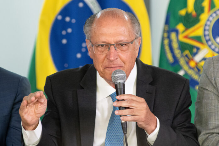 alckmin-conversa-com-prefeito-de-belem-e-oferece-apoio-apos-chuva-recorde