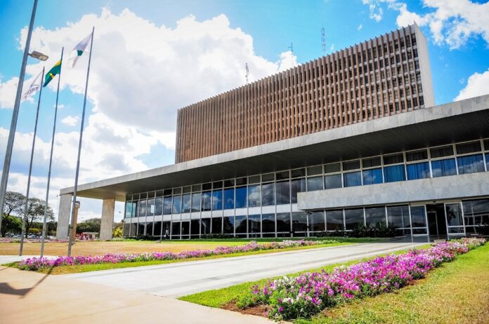 df-lidera-ranking-nacional-de-transparencia-sobre-remuneracoes-de-servidores