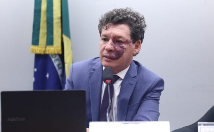deputado-reginaldo-lopes-defende-regulamentacao-equilibrada-da-ia;-relatorio-deve-ser-apresentado-ate-maio