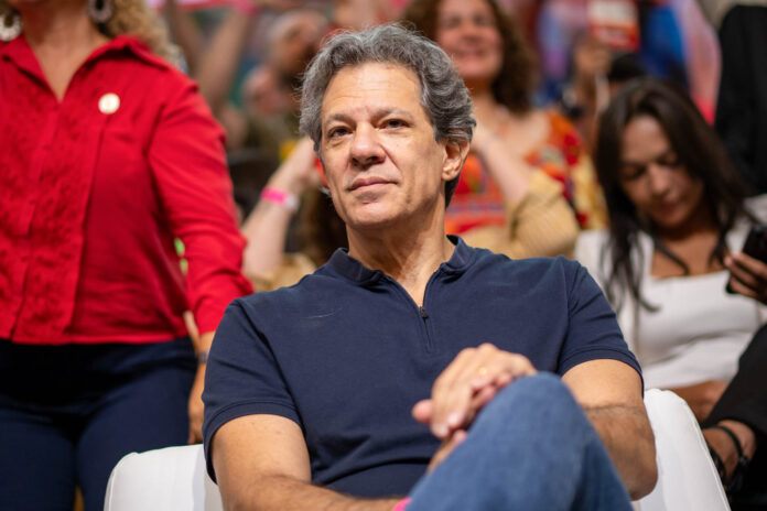 haddad-chama-flavio-de-“bolsonarinho”-e-contesta-discurso-de-senador