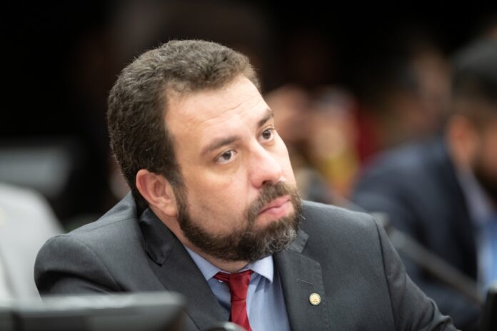 boulos-diz-que-derrota-de-messias-no-senado-foi-“chantagem-politica”